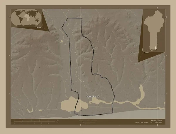 オームベナンの部署だ 湖や川とセピアトーンで着色された標高マップ 地域の主要都市の位置と名前 コーナー補助位置図 — ストック写真