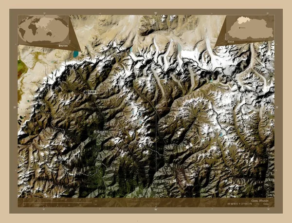 Gasa District Bhutan 低分辨率卫星地图 该区域主要城市的地点和名称 角辅助位置图 — 图库照片