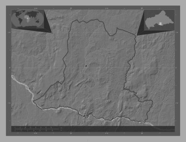 Basse-Kotto, Orta Afrika Cumhuriyeti ili. Göllü ve nehirli çift katlı yükseklik haritası. Bölgenin büyük şehirlerinin yerleri. Köşedeki yedek konum haritaları