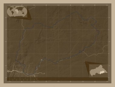 Mbomou, Orta Afrika Cumhuriyeti ili. Yükseklik haritası sepya tonlarında göller ve nehirlerle renklendirilmiş. Köşedeki yedek konum haritaları