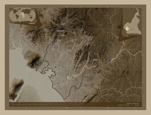 카메룬의 목록이다 세피아 색으로 지도는 호수와 강으로 울려퍼진다 지역의 도시들의 — 스톡 사진