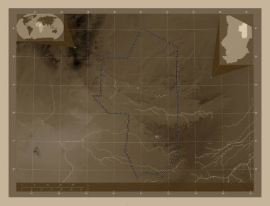 Ennedi Ouest, Çad bölgesi. Yükseklik haritası sepya tonlarında göller ve nehirlerle renklendirilmiş. Bölgenin büyük şehirlerinin yerleri. Köşedeki yedek konum haritaları