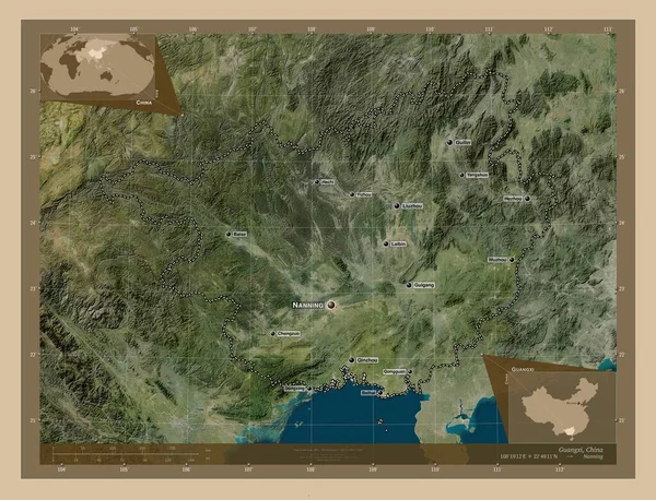 広西チワン族自治 中国の自治区 低解像度衛星地図 地域の主要都市の位置と名前 コーナー補助位置図 — ストック写真