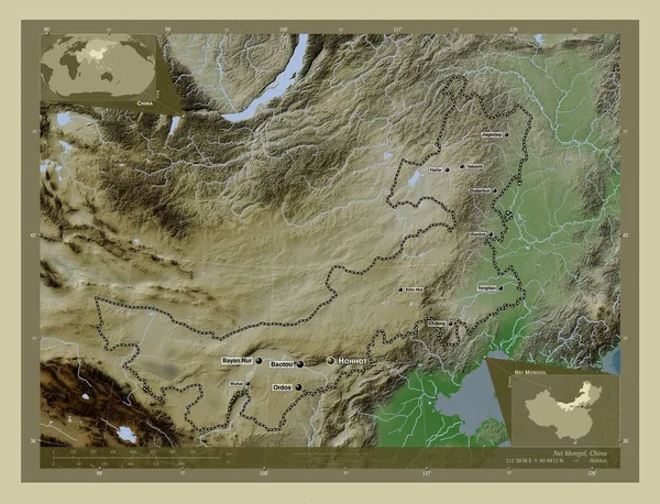 中国の自治区ネイ モンゴル 湖や川とWikiスタイルで着色された標高マップ 地域の主要都市の位置と名前 コーナー補助位置図 — ストック写真
