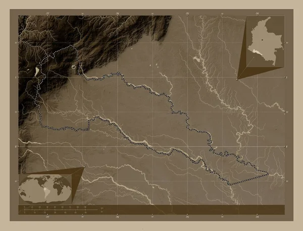 Putumayo, Kolombiya 'nın azmi. Yükseklik haritası sepya tonlarında göller ve nehirlerle renklendirilmiş. Köşedeki yedek konum haritaları