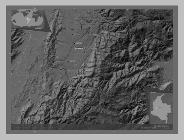コロンビアのクイニョだ 湖や川とグレースケールの標高マップ 地域の主要都市の位置と名前 コーナー補助位置図 — ストック写真