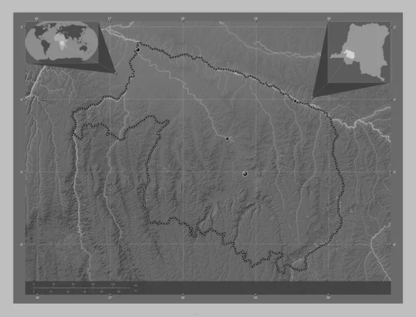 コンゴの民主共和国の州Kwilu 湖や川とグレースケールの標高マップ 地域の主要都市の場所 コーナー補助位置図 — ストック写真