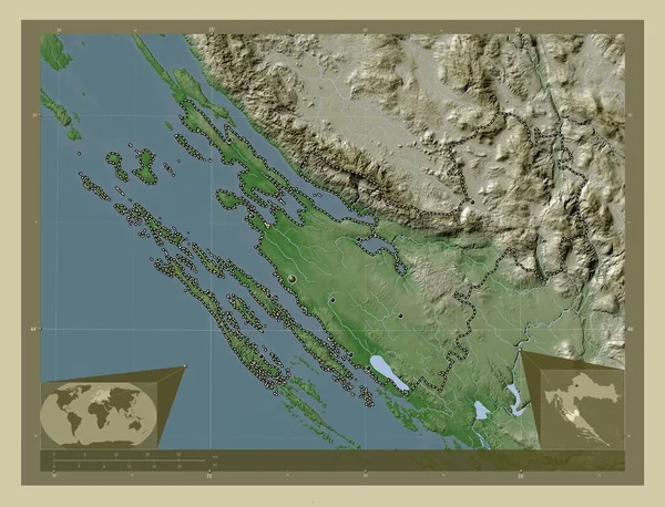 クロアチアの郡ザダルスカ 湖や川とWikiスタイルで着色された標高マップ 地域の主要都市の場所 コーナー補助位置図 — ストック写真
