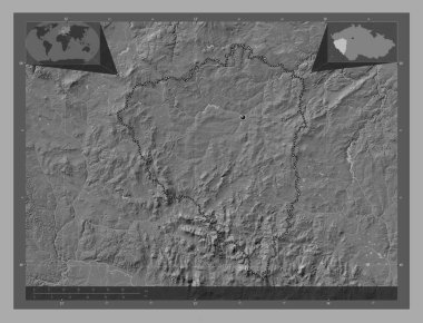 Plzensky, Çek Cumhuriyeti bölgesi. Göllü ve nehirli çift katlı yükseklik haritası. Köşedeki yedek konum haritaları