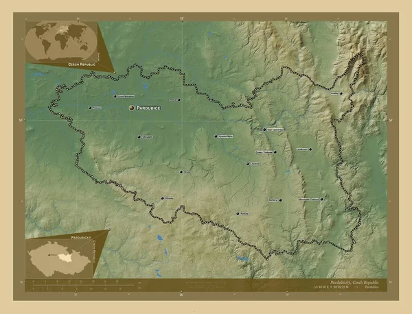 チェコ共和国の地域のPardubicky 湖や川と色の標高マップ 地域の主要都市の位置と名前 コーナー補助位置図 — ストック写真