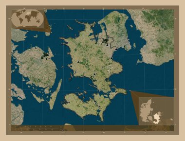 Sjlland, Danimarka bölgesi. Düşük çözünürlüklü uydu. Bölgenin büyük şehirlerinin yerleri. Köşedeki yedek konum haritaları