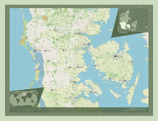 デンマーク デンマークの地域 ストリートマップを開く 地域の主要都市の位置と名前 コーナー補助位置図 — ストック写真