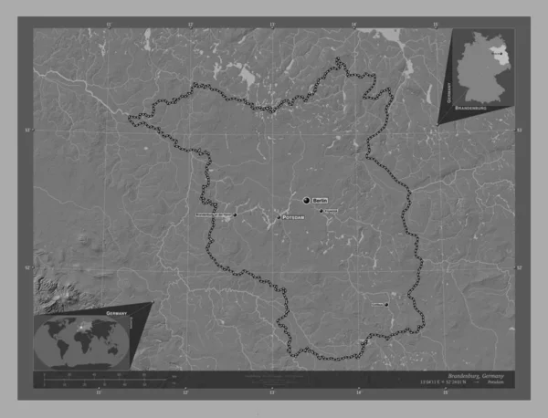 勃兰登堡 带湖泊和河流的比尔维尔高程图 该区域主要城市的地点和名称 角辅助位置图 — 图库照片