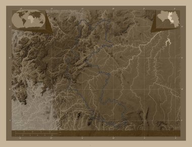 Faranah, Gine bölgesi. Yükseklik haritası sepya tonlarında göller ve nehirlerle renklendirilmiş. Köşedeki yedek konum haritaları