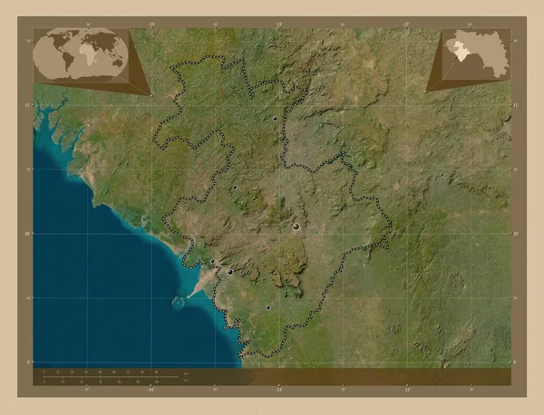 ギニア ギニアの地域 低解像度衛星地図 地域の主要都市の場所 コーナー補助位置図 — ストック写真