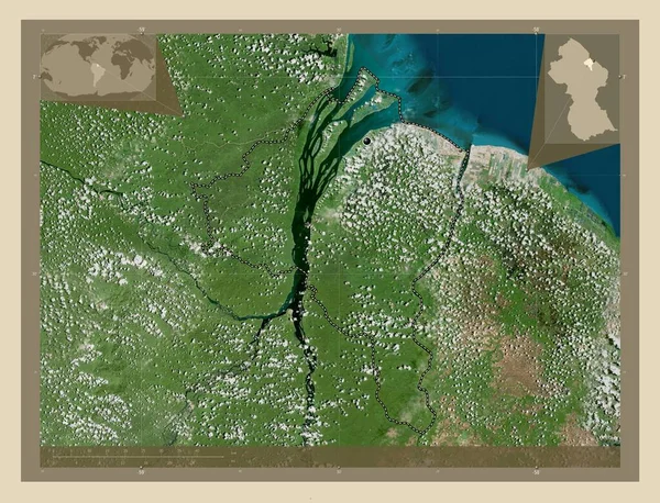 エセキボ諸島 西デメララ ガイアナの地域 高解像度衛星地図 地域の主要都市の場所 コーナー補助位置図 — ストック写真