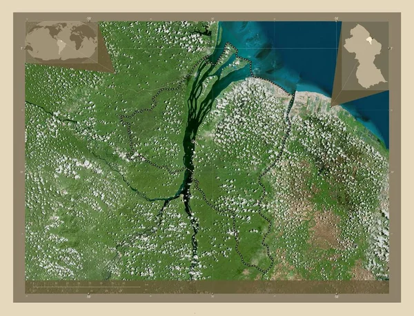 エセキボ諸島 西デメララ ガイアナの地域 高解像度衛星地図 コーナー補助位置図 — ストック写真