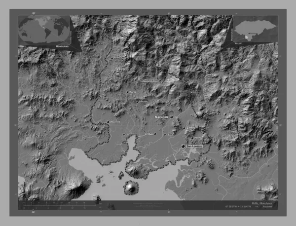 バレル ホンジュラスの部署だ 湖や川と二階の標高マップ 地域の主要都市の位置と名前 コーナー補助位置図 — ストック写真