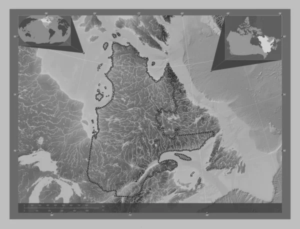 カナダのケベック州 湖や川とグレースケールの標高マップ コーナー補助位置図 — ストック写真