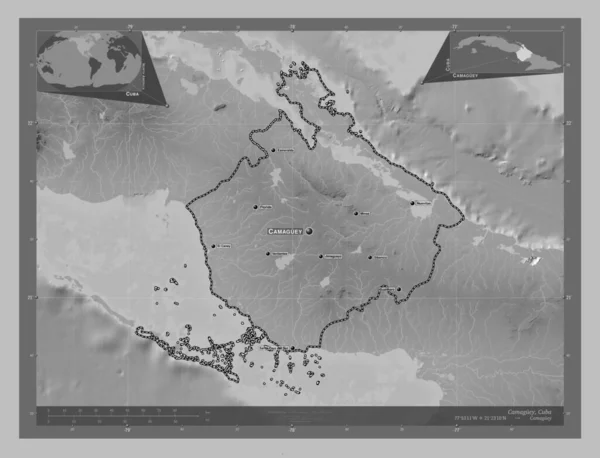 キューバのカマグエイ州 湖や川とグレースケールの標高マップ 地域の主要都市の位置と名前 コーナー補助位置図 — ストック写真
