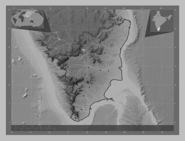 타밀나두 인도의 호수와 회색의 지역의 도시들의 Corner Auxiliary Location — 스톡 사진