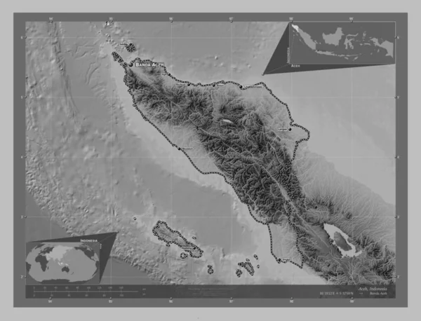 アチェ インドネシアの自治州 湖や川とグレースケールの標高マップ 地域の主要都市の位置と名前 コーナー補助位置図 — ストック写真