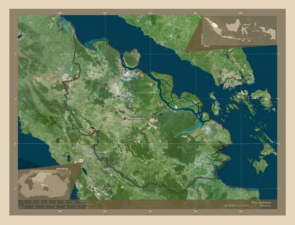 インドネシアの州 リアウ 高解像度衛星地図 地域の主要都市の位置と名前 コーナー補助位置図 — ストック写真