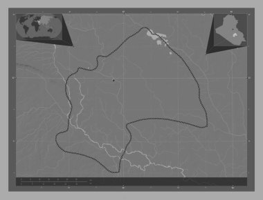 Al-Qadisiyah, Irak vilayeti. Göllü ve nehirli çift katlı yükseklik haritası. Köşedeki yedek konum haritaları