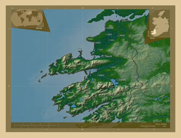 アイルランドの郡ケリー 湖や川と色の標高マップ 地域の主要都市の位置と名前 コーナー補助位置図 — ストック写真