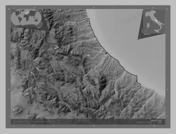 Abruzzo Regio Van Italië Grayscale Hoogte Kaart Met Meren Rivieren — Stockfoto