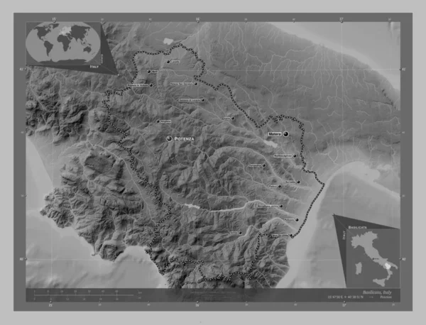 イタリアの領域 バジリカータ州 湖や川とグレースケールの標高マップ 地域の主要都市の位置と名前 コーナー補助位置図 — ストック写真