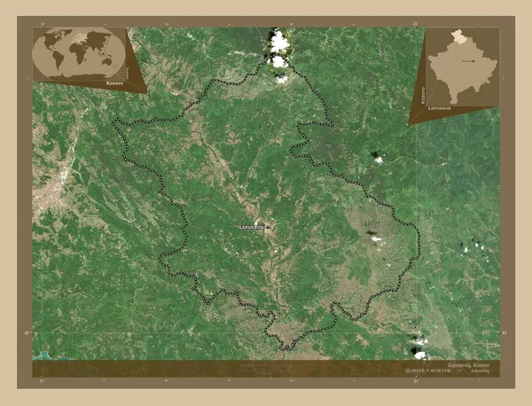 レポサヴィーク コソボの自治体 低解像度衛星地図 地域の主要都市の位置と名前 コーナー補助位置図 — ストック写真