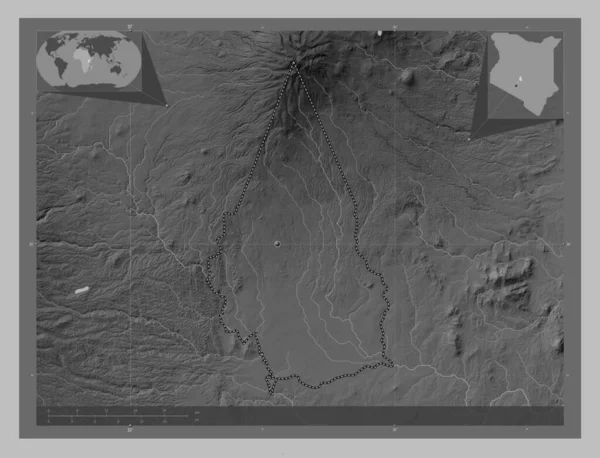 ケニアの郡キリニャガ 湖や川とグレースケールの標高マップ コーナー補助位置図 — ストック写真