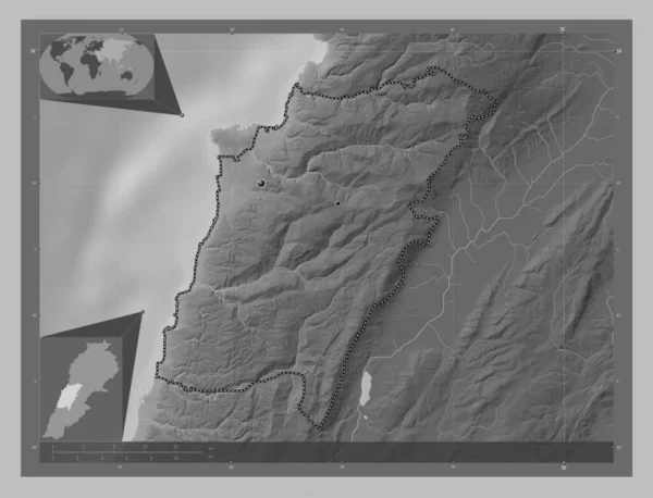 レバノン山 レバノンの知事 湖や川とグレースケールの標高マップ 地域の主要都市の場所 コーナー補助位置図 — ストック写真