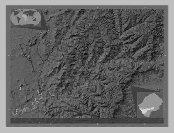 モヒールのフック レソトの地区 湖や川とグレースケールの標高マップ 地域の主要都市の場所 コーナー補助位置図 — ストック写真