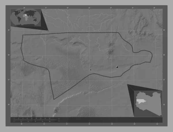 リビアの地区 ワディ アッシュ シャティ 湖や川と二階の標高マップ 地域の主要都市の場所 コーナー補助位置図 — ストック写真