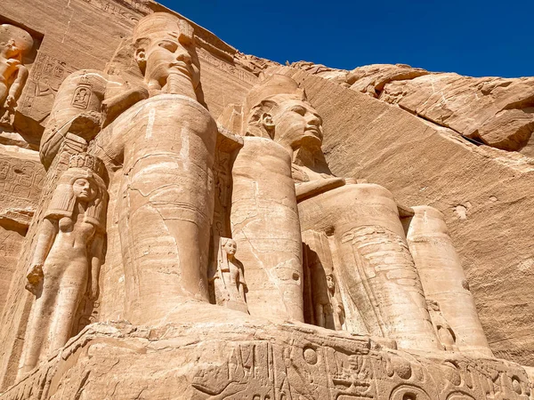 Abu Simbel Uma Rocha Núbia Que Dois Templos Egípcios Antigos — Fotografia de Stock