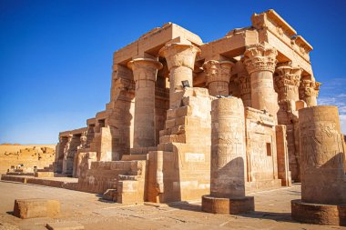 Kom-Ombo, Mısır 'daki antik Sebek tapınağının kalıntıları.