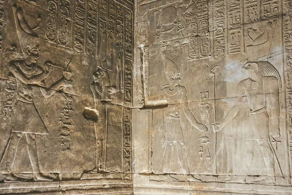 Bassorilievi Dell Antico Tempio Horus Edfu Egitto — Foto Stock