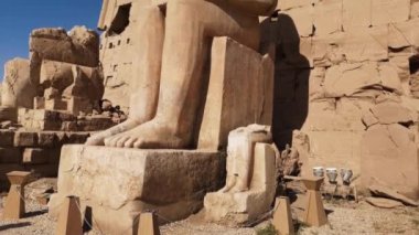 Mısır Karnak Tapınağı kalıntıları, Luxor 'daki en büyük açık hava müzesi..