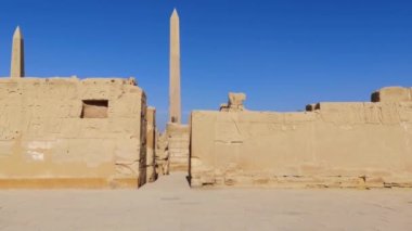 Mısır Karnak Tapınağı kalıntıları, Luxor 'daki en büyük açık hava müzesi.