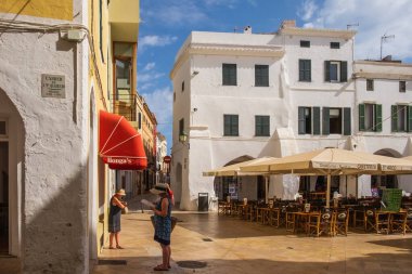 Menorca, İspanya, 20 Temmuz 2018. Ciudadela, Ciutadella 'daki teraslar, Menorca, Balear Adaları, İspanya 