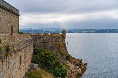 Galiçya, İspanya 'daki A Coruna şehrinde Castillo de San Anton' a bakın. 