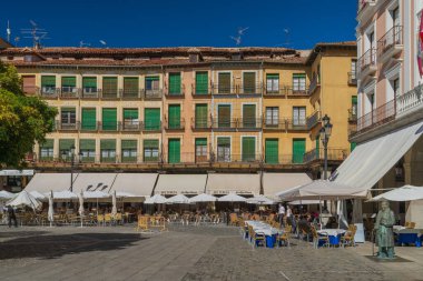 Segovia, İspanya, 19 Ekim 2021. İspanya 'daki Segovia Plaza Belediye Başkanı manzarası 