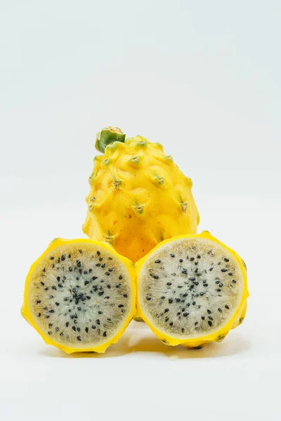 Yellow pitahaya or dragon fruit on white background. — Stock Photo, Image