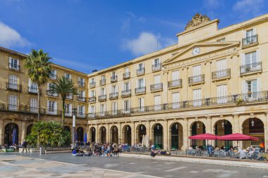 Bilbao, İspanya, 15 Şubat 2022. İspanya Bilbao 'daki Plaza Nueva Manzarası.