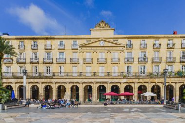 Bilbao, İspanya, 15 Şubat 2022. İspanya Bilbao 'daki Plaza Nueva Manzarası.
