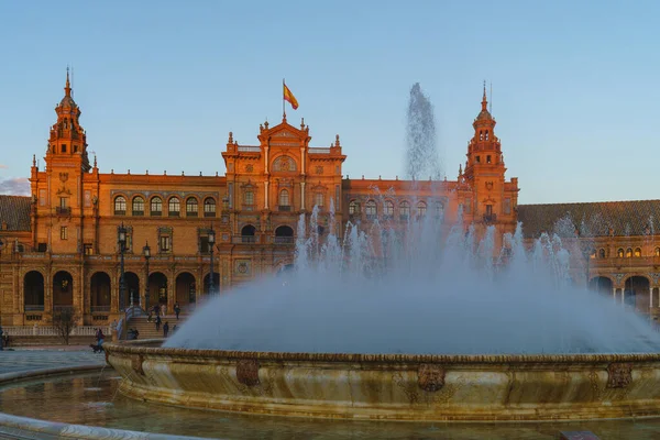 Utsikt över Plaza de Spain i staden Sevilla, Spanien. — Stockfoto