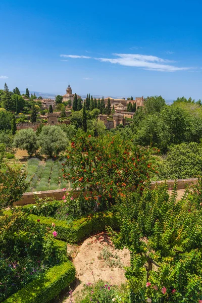 Gardens of the Alhambra in the Andalusian city of Granada in Spain. — Foto Stock