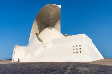 İspanya 'nın Kanarya Adaları' ndaki Tenerife şehrinin konser salonu. Yüksek kalite fotoğraf